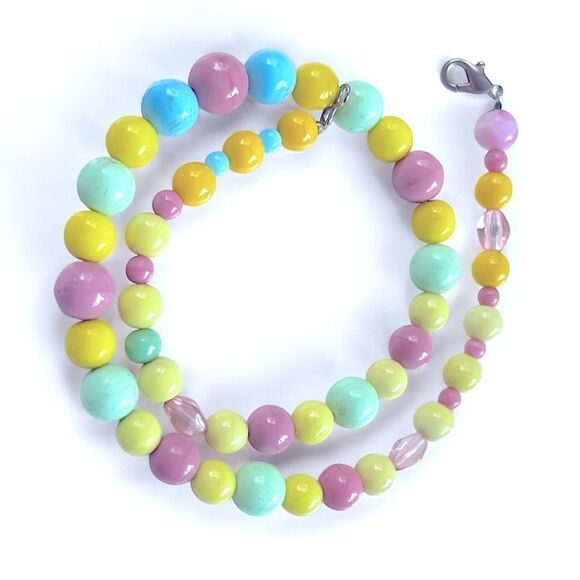 Vintage Pastel Ceramic Candy Beaded Necklace - Picture 3 of 3